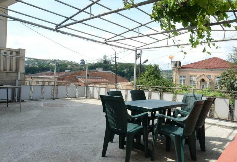 اتاق استاندارد چهار تخته, Kutaisi Best Guest House