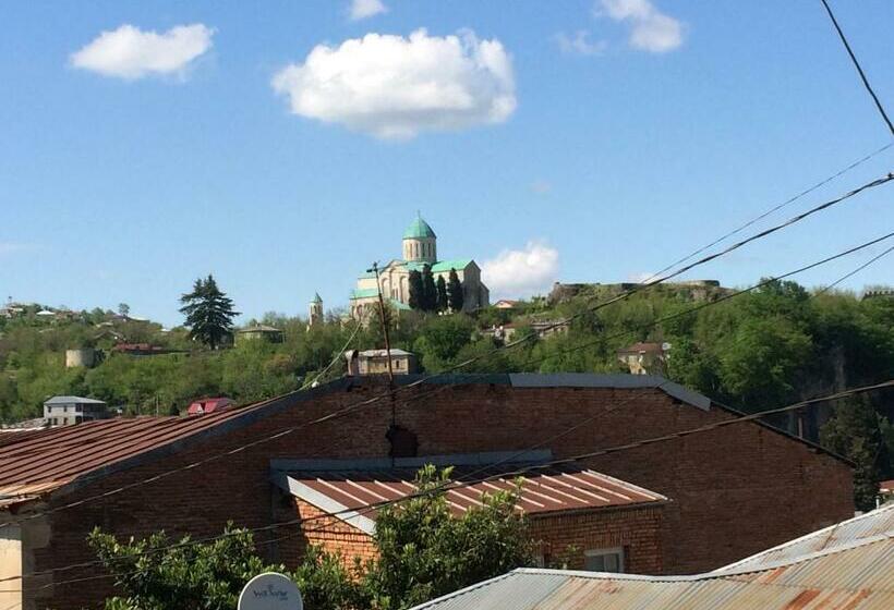 اتاق استاندارد چهار تخته, Kutaisi Best Guest House