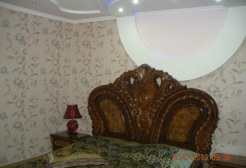 اتاق لوکس خانوادگی, Edemi