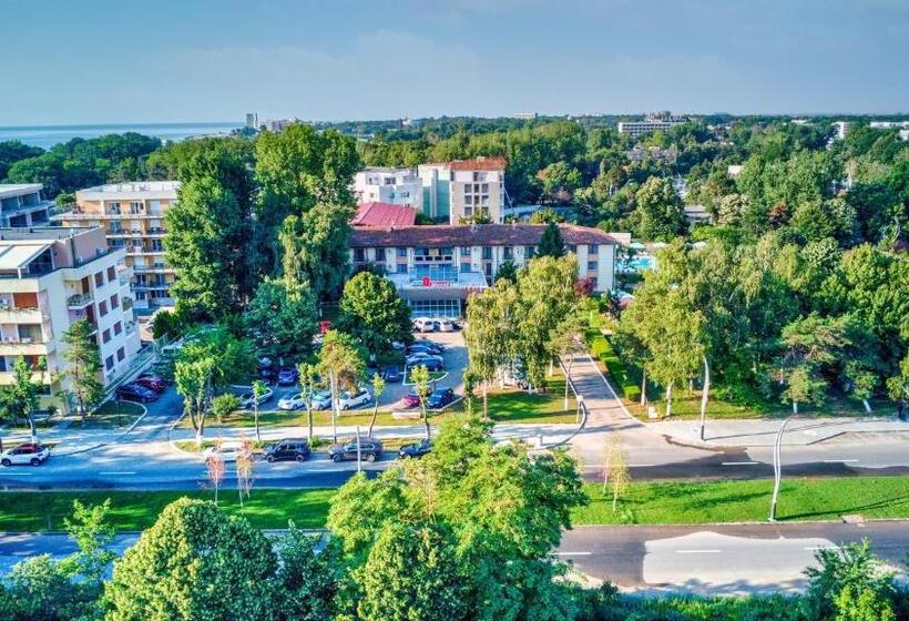 Апартаменты Superior 1 Спальня, Q Hotel