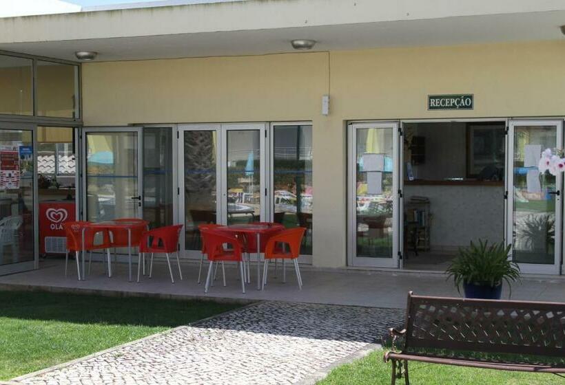 Апартаменты 1 Спальня с Балконом Вид на Бассейн, Apartamentos Santa Teresinha