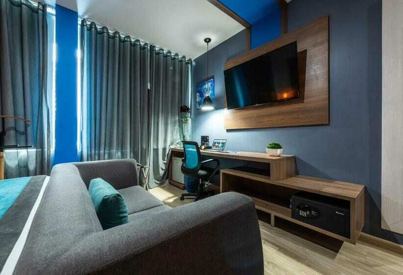 Quarto Premium, Blue Concept