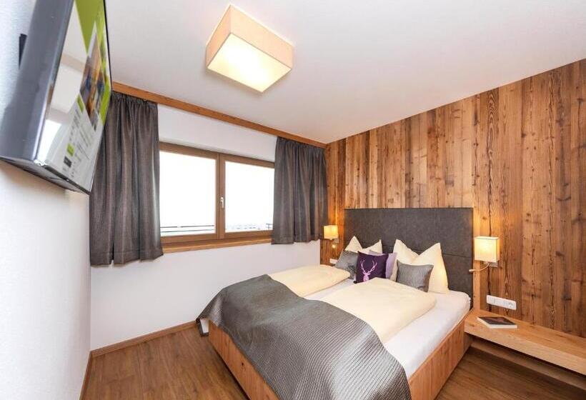 Apartamento 3 Dormitórios, Das Grünholz Apart