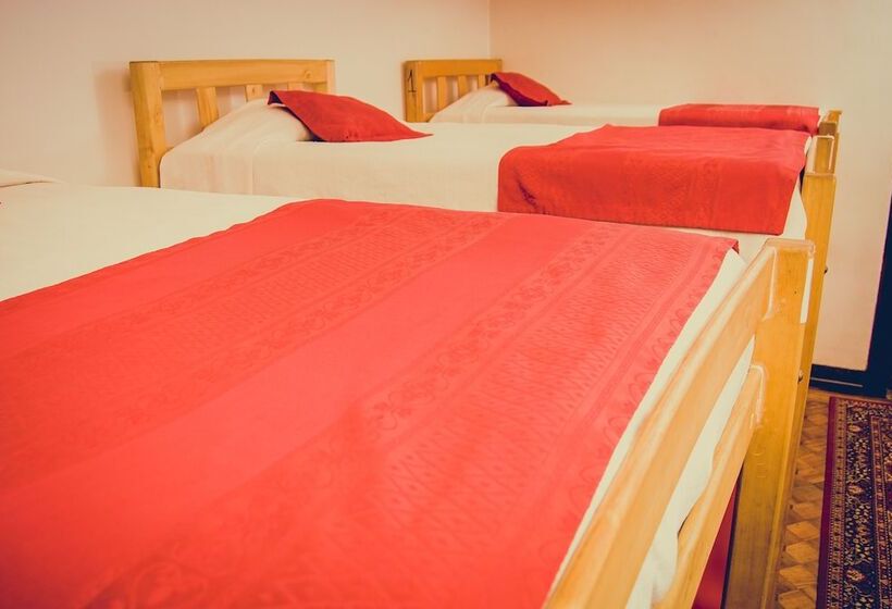 Bed in Shared Room with Shared Bathroom, Landay Hostel