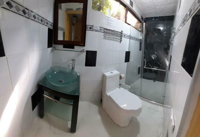 Quarto Quádruplo Estandar, Coyaba Tropical Elegant Adult Guesthouse
