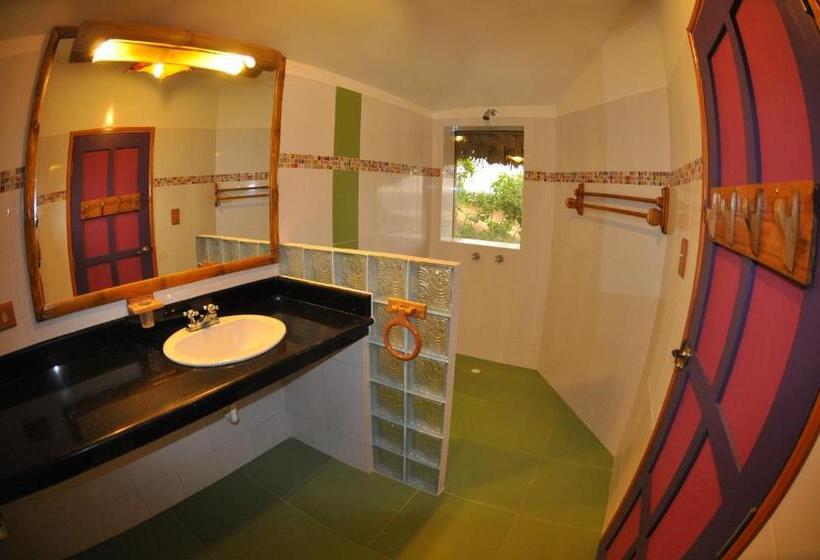 Люкс Повышенной Комфортности, Azuluna Ecolodge