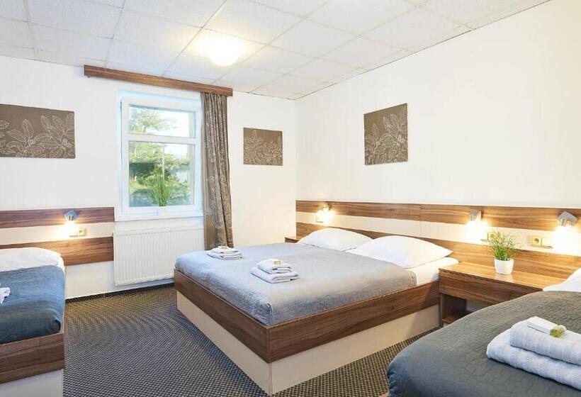 四人标准间, Wellness Hotel Kocanda