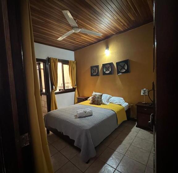 غرفة قياسية سرير كينج, Pacande B&b