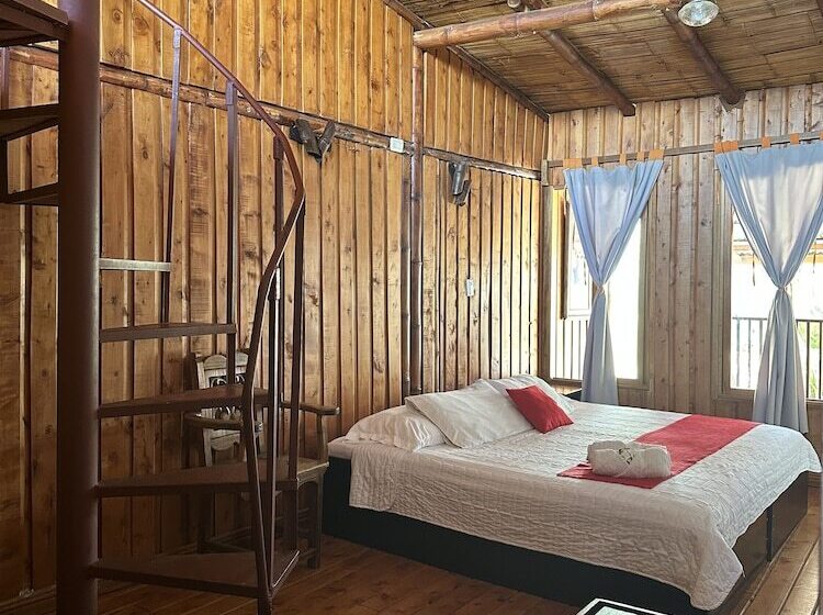 اتاق خانوادگی, Pacande B&b