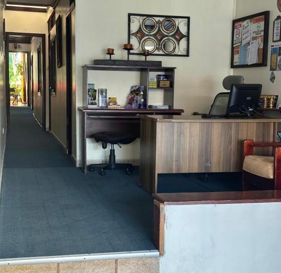 اتاق لوکس, Pacande B&b