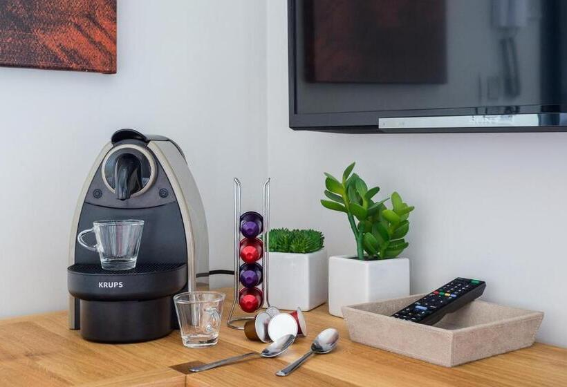 استودیو استاندارد با تراس, Villa Velvet