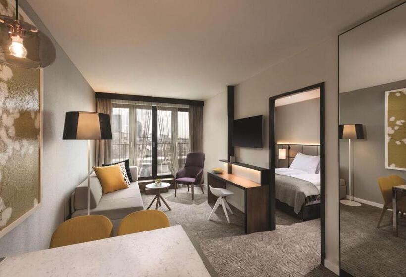 Deluxe-huoneisto 1 Makuuhuone, Adina Apartment Hotel Frankfurt Westend