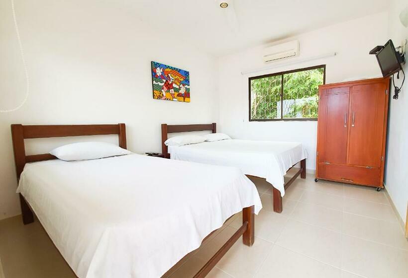 اتاق استاندارد, Ocean Taganga Internacional