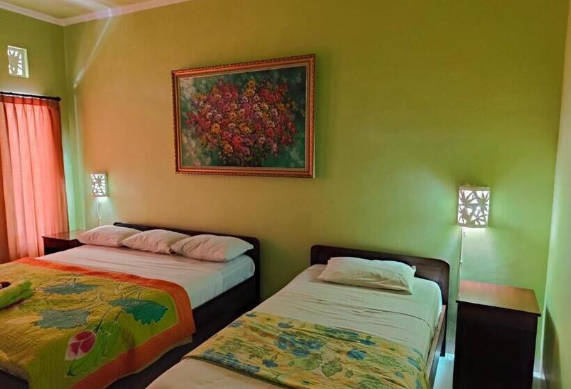 舒适三人间, Berlian Inn Kuta Beach