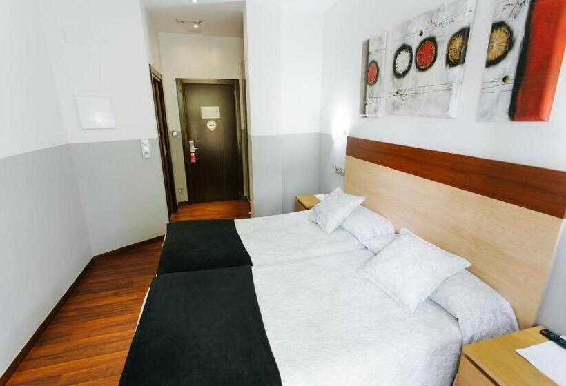 スタンダードインサイドビュールーム, Hostal San Ignacio Centro