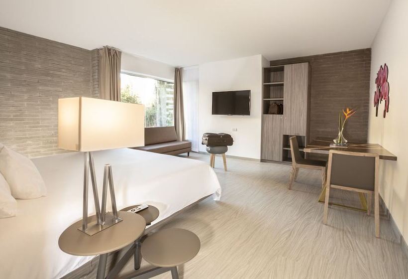 Estudio Familiar, Viaggio Medellin Grand Select