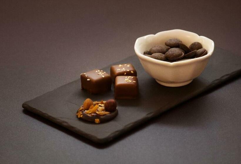 Номер Премиум, La Maison De Karen Chocolat