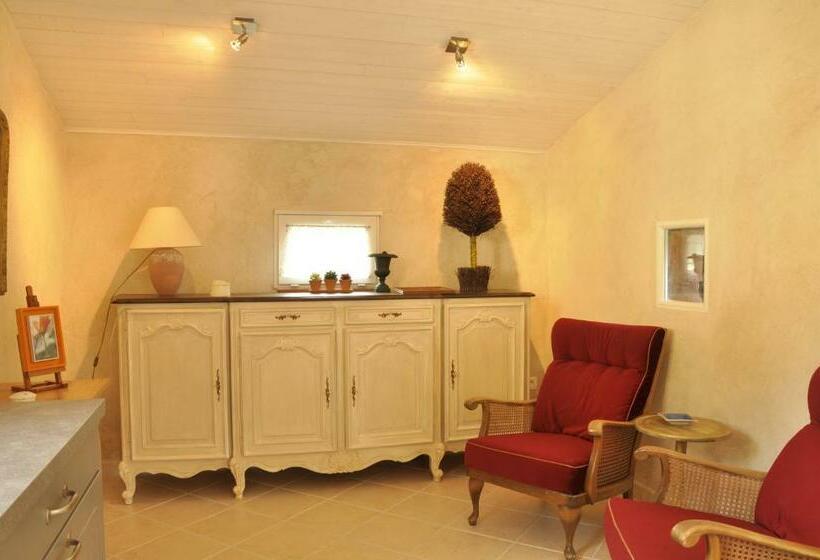 Апартаменты Комфорт 1 Спальня, Le Clos Tolosan