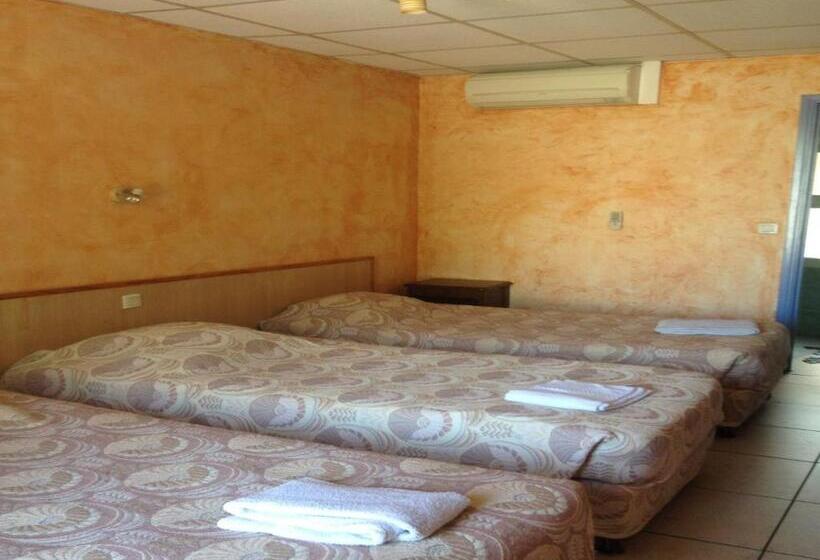 Номер Стандарт Трехместный, Hostellerie Du Loup
