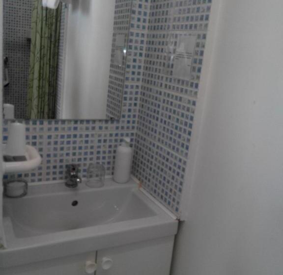 חדר סטנדרט, Hôtel Lamartine  Parking Dauphine