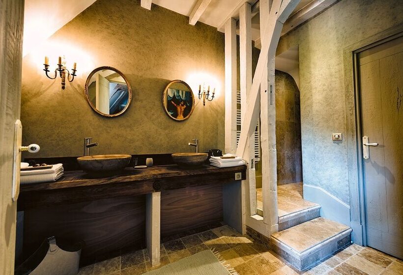 Номер Стандарт, Les Chambres D Hôtes Du Château De Saint Georges