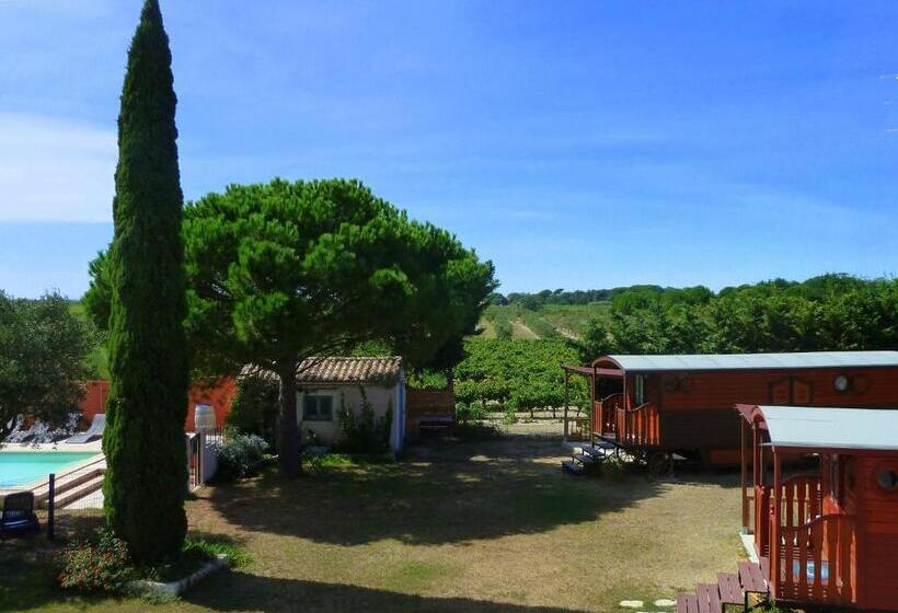 اتاق استاندارد, Gites Et Roulottes Du Grand Puits