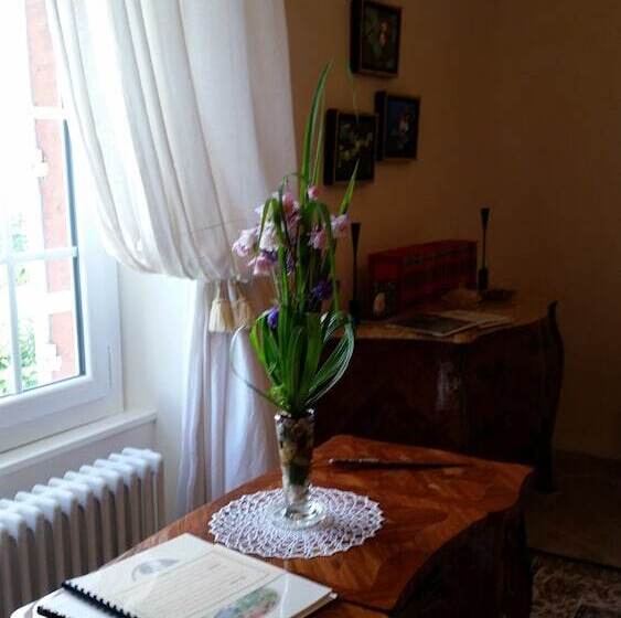 اتاق استاندارد با چشم‌انداز باغ, Le Clos De La Muse