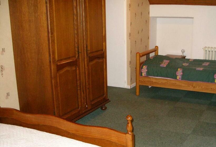 غرفة قياسية ثلاثية, Auberge Alsacienne