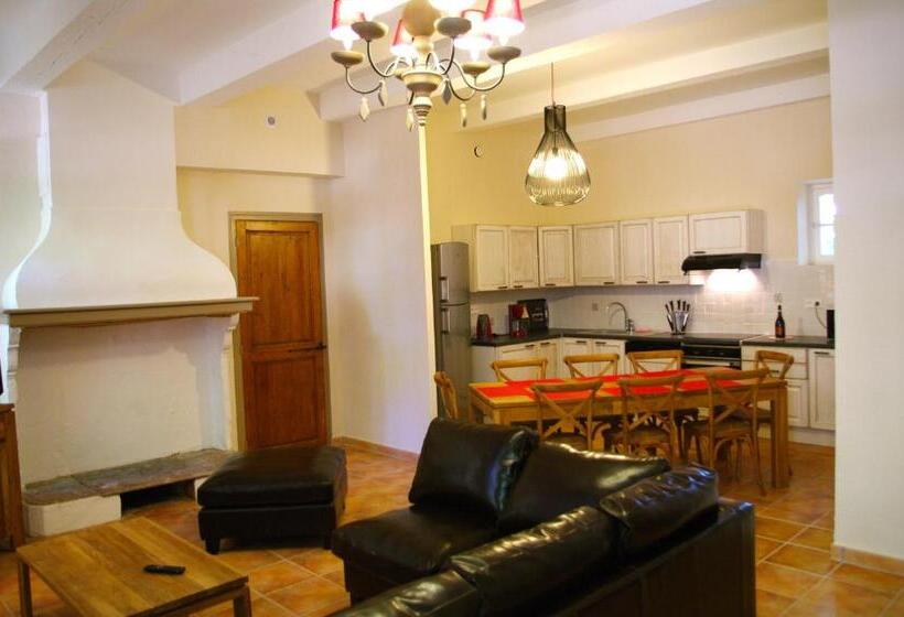 Дом 2 Спальни, Chateau Le Vergel Authenac