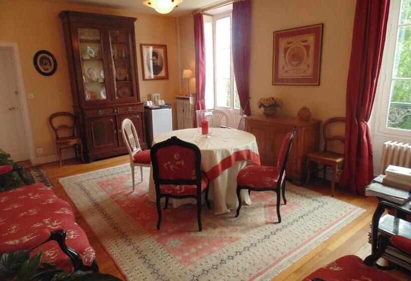 Семейный Полулюкс, Clos Saint Nicolas