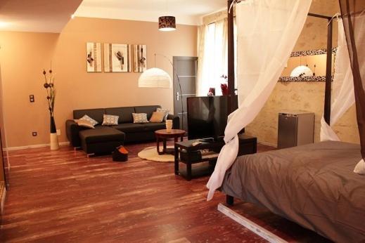 سوئیت پنت هاوس, Les Galeries De Beaulac