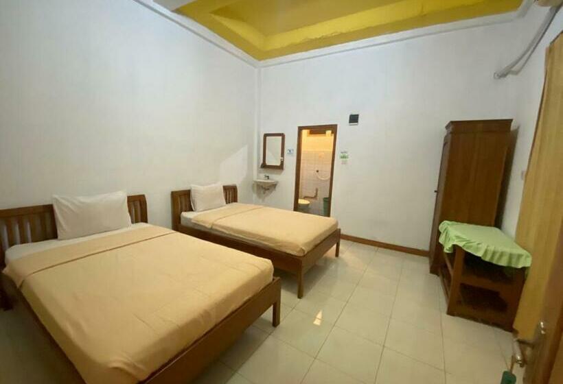 Номер Стандарт, Surya Hotel Labuan Bajo