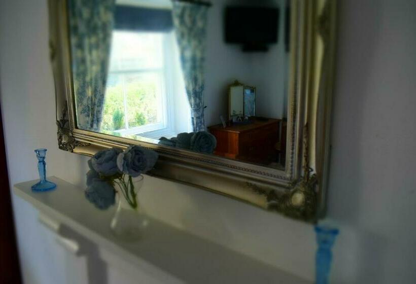 キングサイズベッドのスタンダードルーム, The Old Mill House