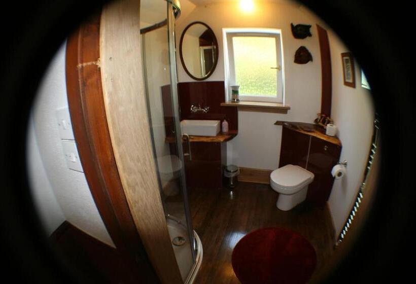 Standard room with outdoor bath, The Whitehouse
