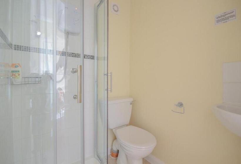 Семейный Номер, Harris Guest Accommodation