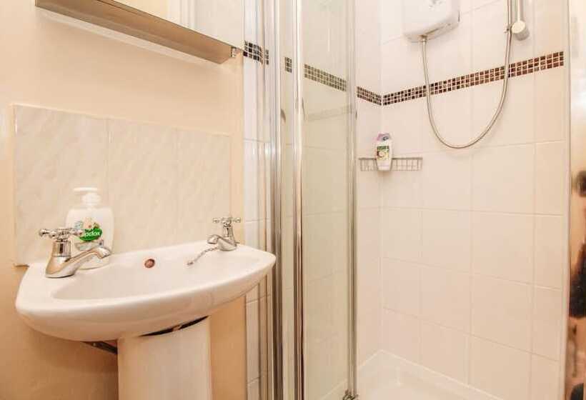 Номер Стандарт Трехместный, Harris Guest Accommodation