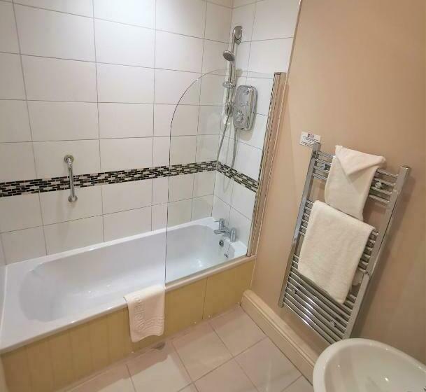 Номер Стандарт, Diglis House