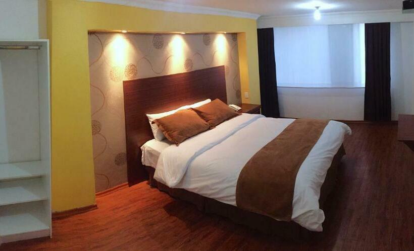 Номер Deluxe, Gran Hotel Napoleón