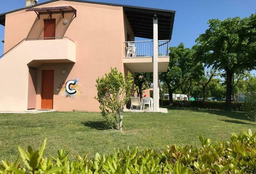 Апартаменты 1 Спальня Нижний Этаж, Residence Villaggio Tiglio