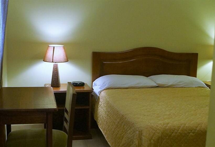 Номер Стандарт, Hostal Gampala