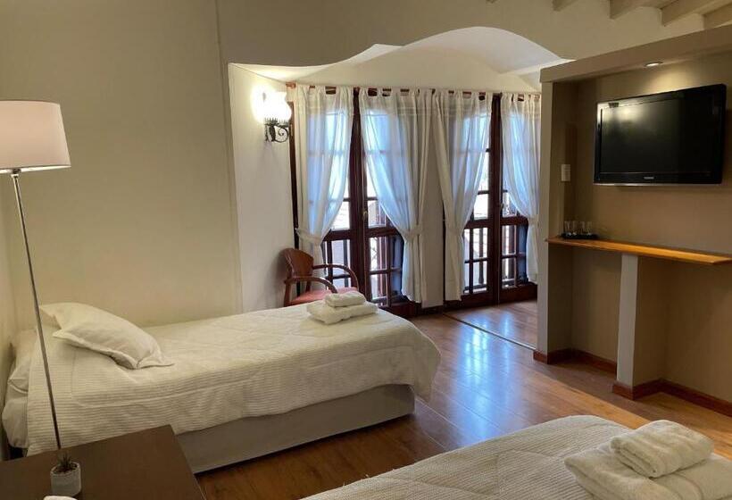 스위트 킹사이즈 침대, Santa Catalina