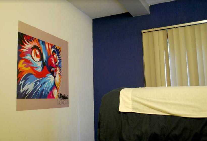 تختخواب در اتاق مشترک, Minka Hostel