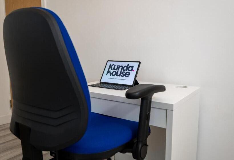 Номер Deluxe, Kunda House Coventry Road