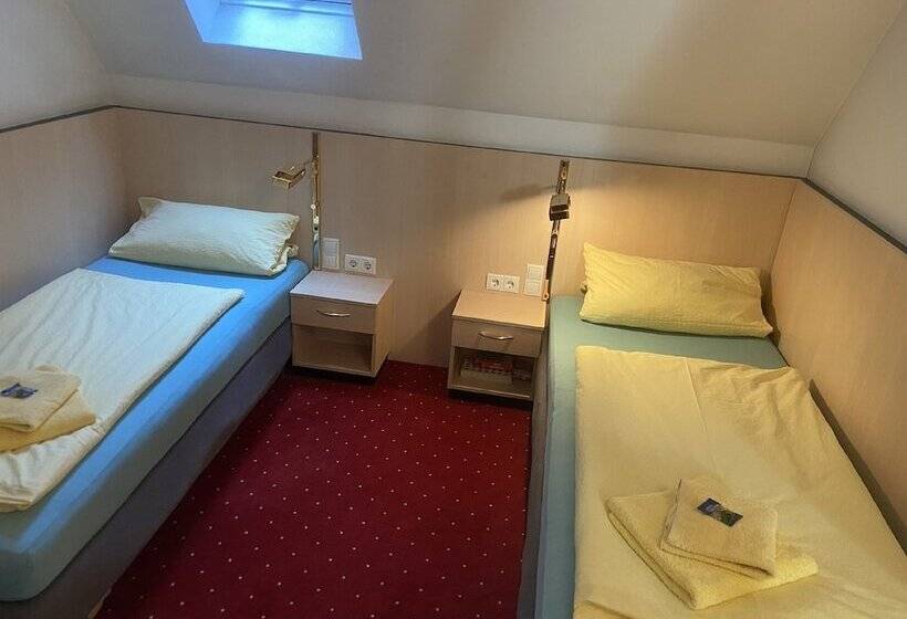 4인용 스탠다드 룸, Gästehaus Niki