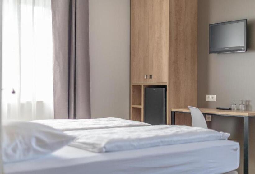 Номер Стандарт с Балконом, Garni Hotel Ritterhof