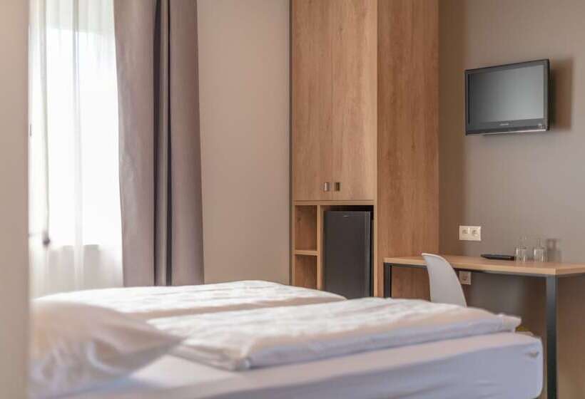 景色の見えるダブルベッドスタンダードルーム, Garni Hotel Ritterhof