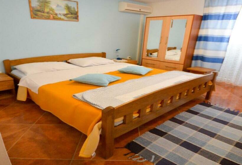 Студио Стандарт с Балконом, Villa Nada