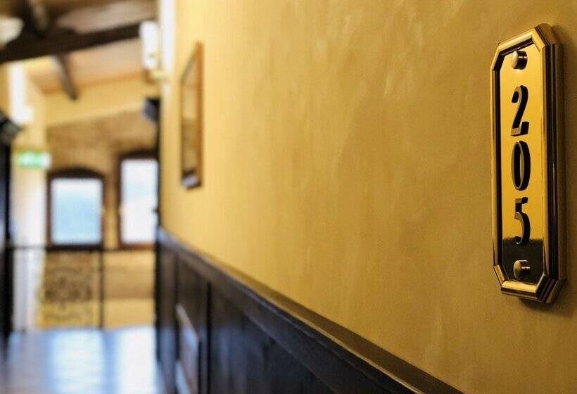 Номер Стандарт, Relais Il Mulino