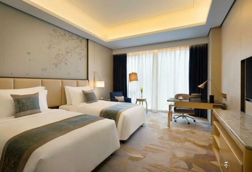 Номер Deluxe Вид на Город, Kempinski Hotel Fuzhou