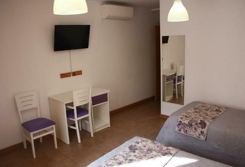 اتاق استاندارد, Hostal La Ribera Del Júcar